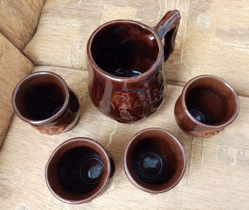 Винтидж керамичен сервиз за вино от 80-те години