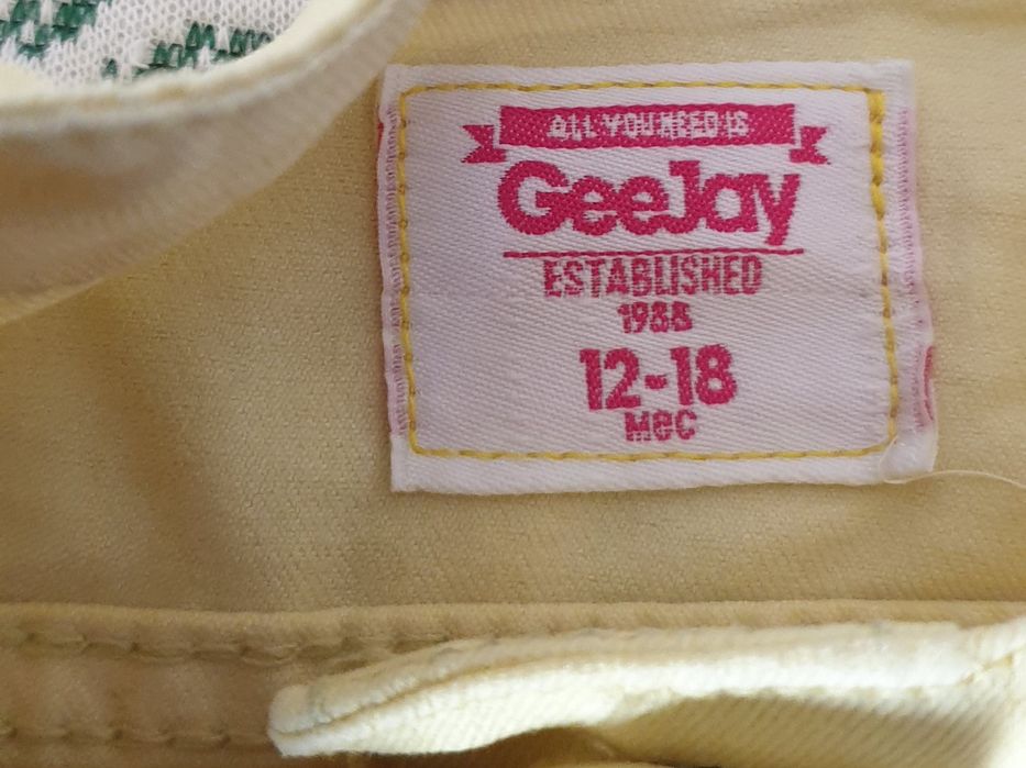 Джинсовая курточка на девочку