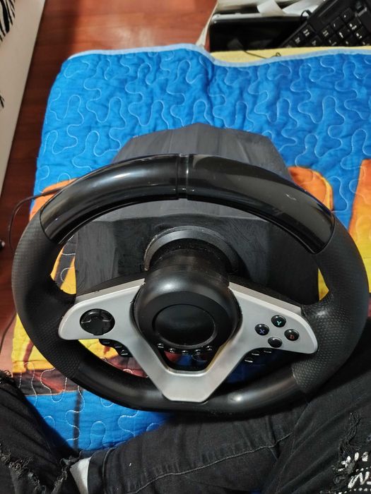 Продавам волан Genesis Seaborg 400 боядисан