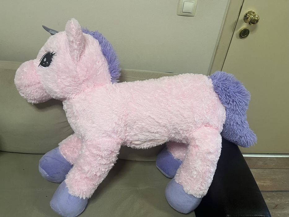 Големи плюшени играчки