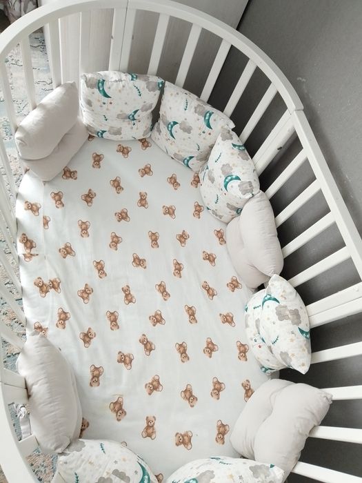 Продам манеж, в хорошем состоянии