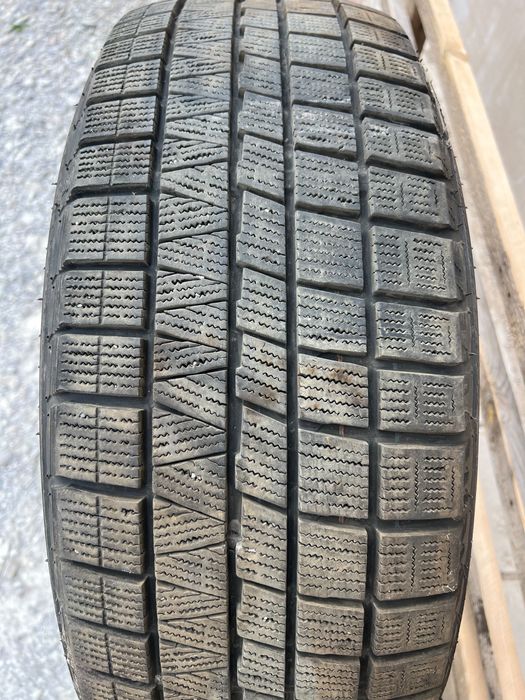 Продам зимние шины R19!