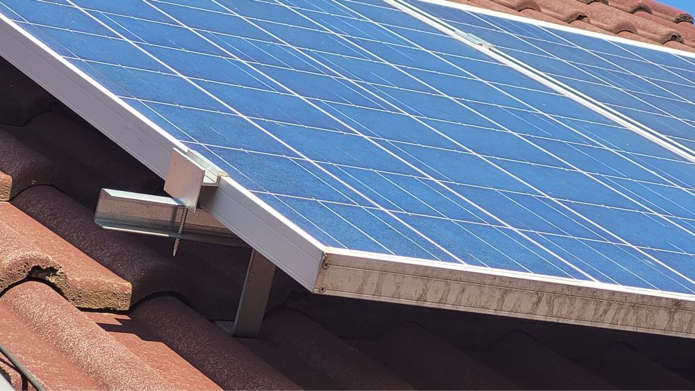 Console zincate panouri solare