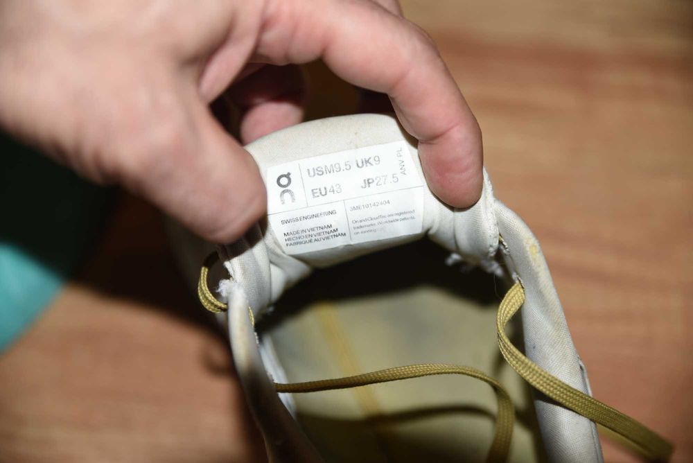 On Cloud оригинални маратонки, 43 номер