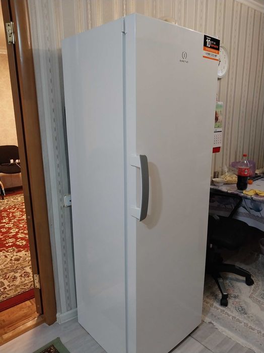 Морозильник indesit