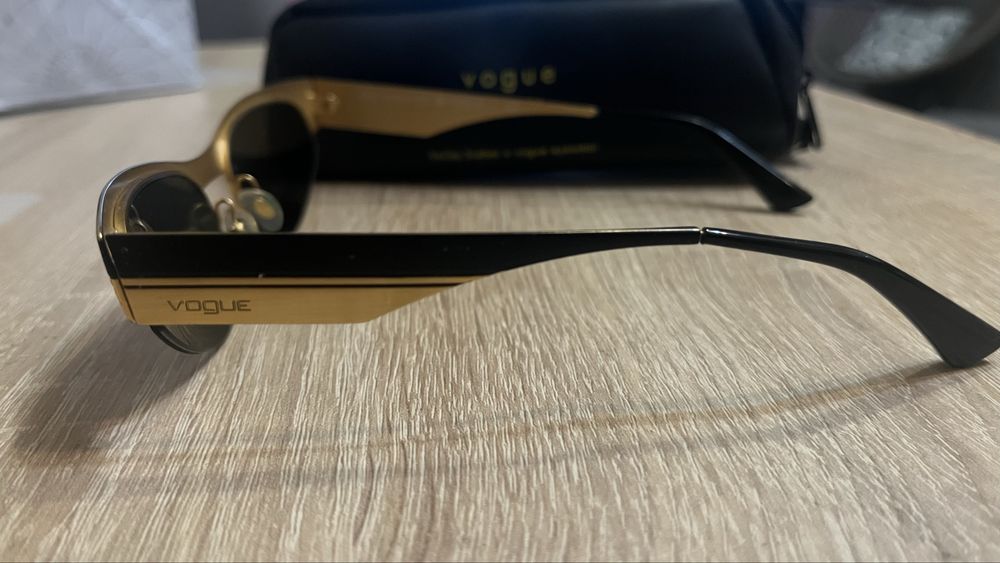 Слънчеви очила  Vogue