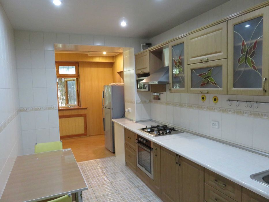 Rent Сдается в аренду 3 ком на м Ойбек, Гранд Мир (Россия) гостиница