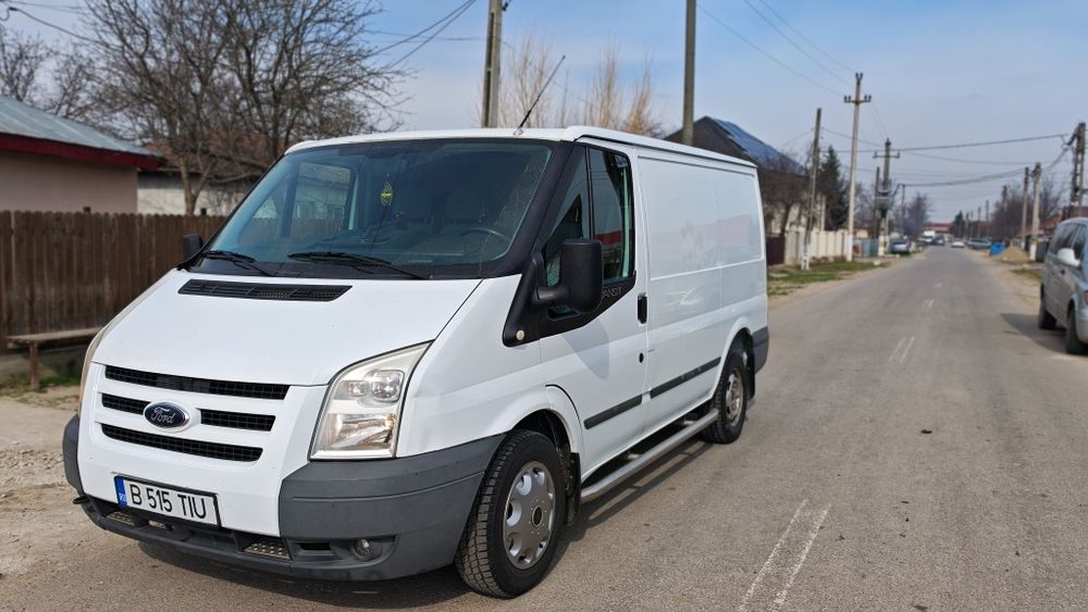 Ford Transit 2.2 Diesel 2011 – Investiții peste 23.000 lei,