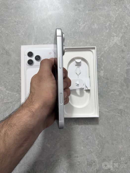 iPhone 17 Pro Max 256GB Silver