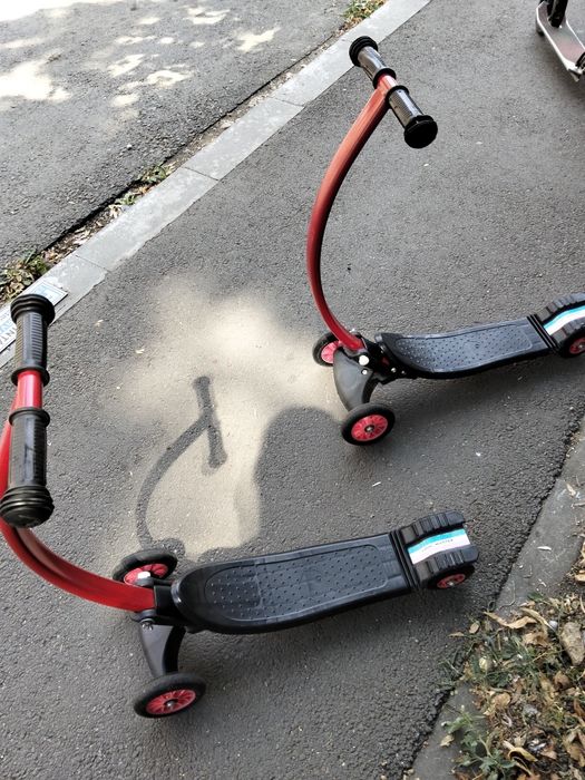 2 Trotinete cool Master 150 ( ambele)