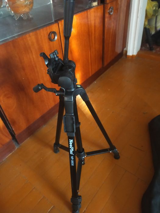 Штатив новый с чехлом