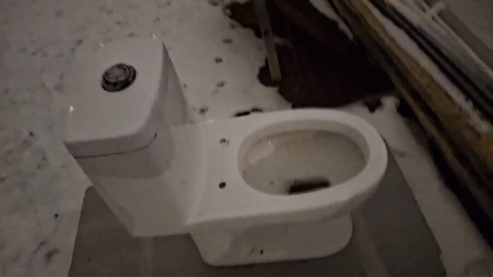 Продам унитаз в отличном состоянии