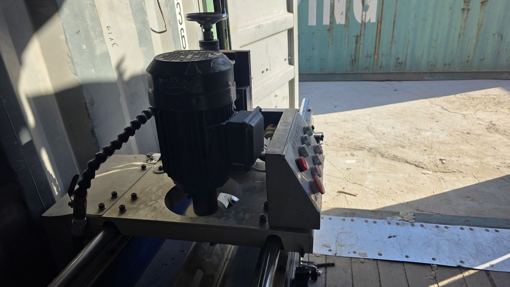 Продаётся новый точильный аппарат мотор 2.2кВт. плоских ножей резок, д