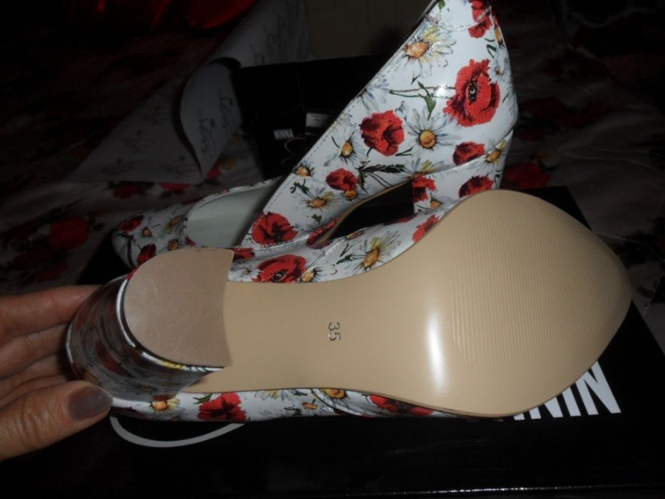 Pantofi piele naturala imprimeu floral 35