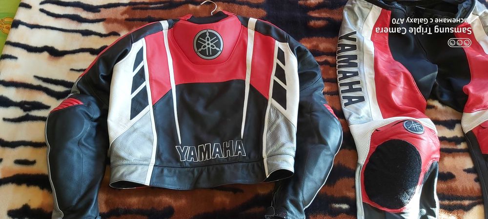 Мото екип Dainese Yamaha
