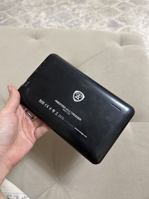 Продам планшет на запчасти