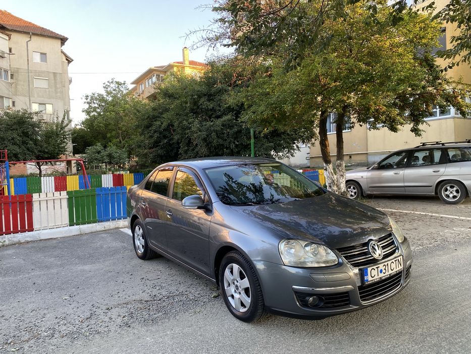 VOLKSWAGEN Jetta 2010 — imagine 2