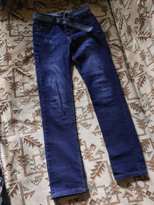 Мужские джинсы подростковые