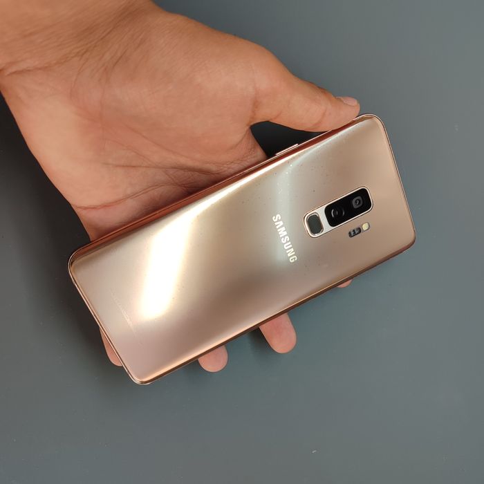 Samsung Galaxy S9+ srochni dastavka xizmati bor