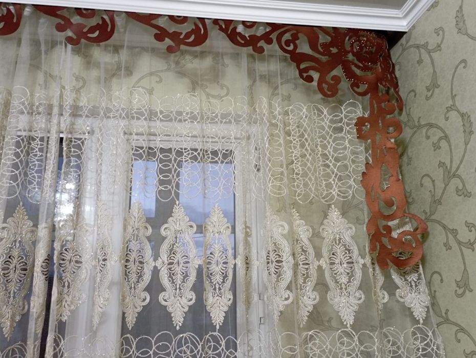 Ламбрекен с тюлью