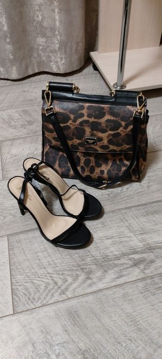 Продам офисные туфли Marko tozzi