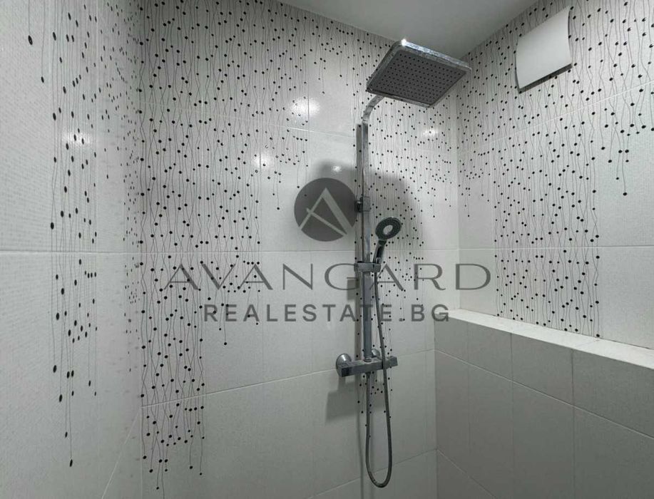 Продава се Тристаен апартамент в Пловдив, Кършияка - 176 кв.м за 2586 €/кв.м - Снимка #11