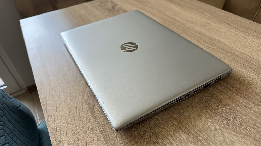 Продавам лаптоп HP ProBook 450 G5 i5-8350, 16GB RAM, 256GB SSD, 500GB HDD