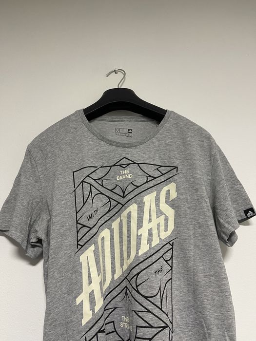 Tricou Adidas impecabil