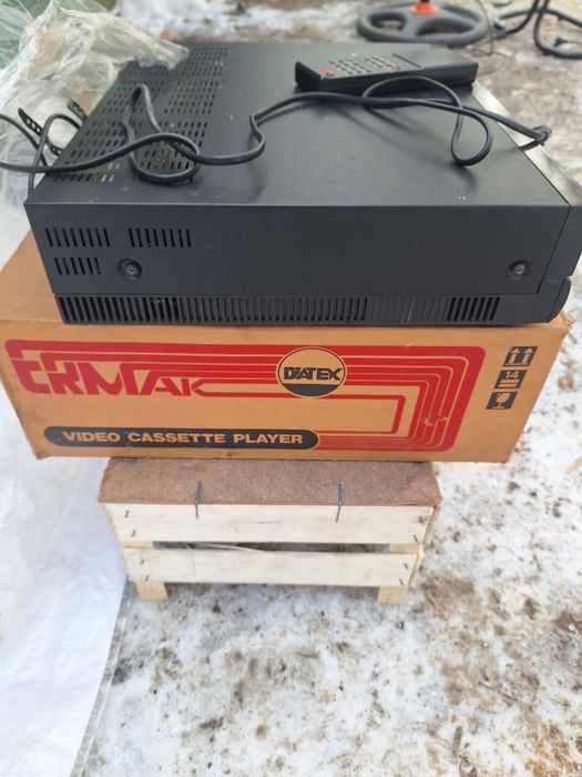 Продам видеомагнитофон