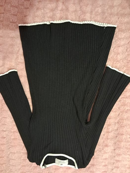 Детски дрехи за момиче 4- 5 години. осени в много добро състояниуе.