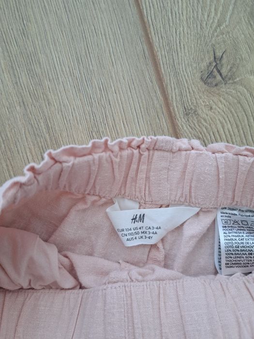 Pantaloni de in H&M marime 104