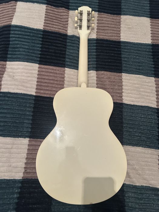 Гитара Сатылады срочноо