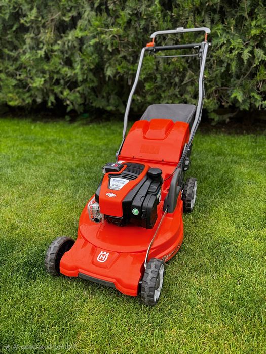 Masina de tuns gazon Husqvarna LC353VI, 53cm, InStart!