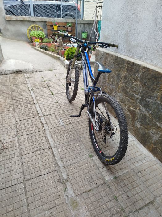 Продавам велосипед mondraker