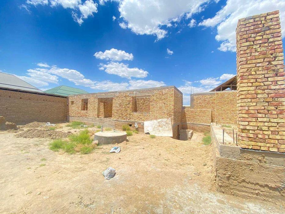 Қурилиши тугаланмаган ховли сотилади Қулай жойда