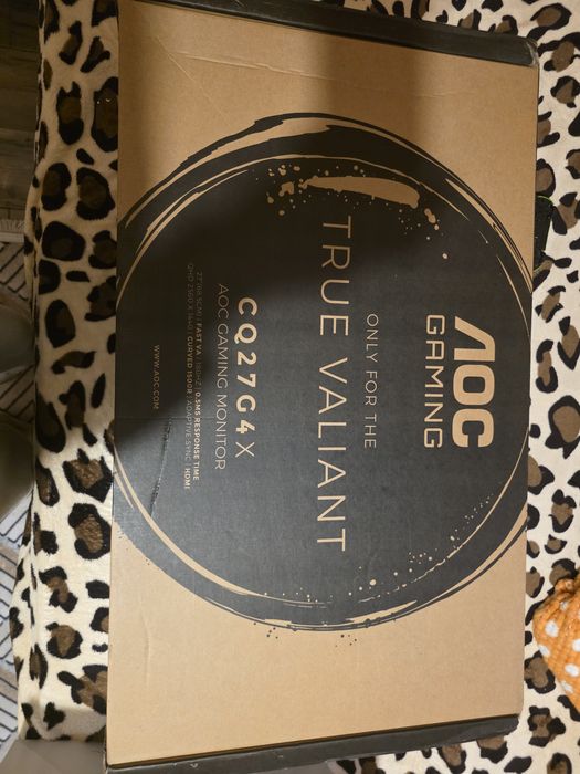 Monitor gaming AOC CQ27G4X 27 INCH 0.5 MS curbat