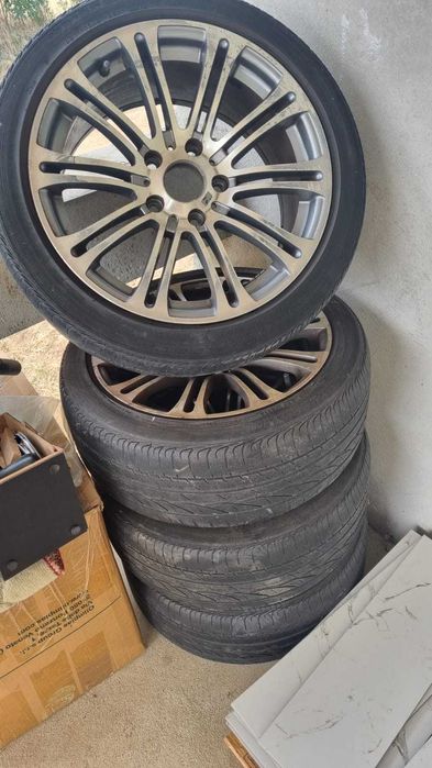 Genți și cauciucuri