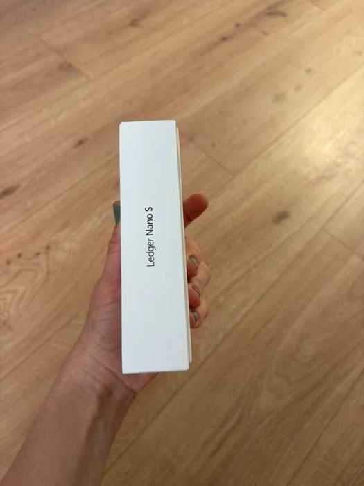 Ledger Nano S - portofel electronic crypto