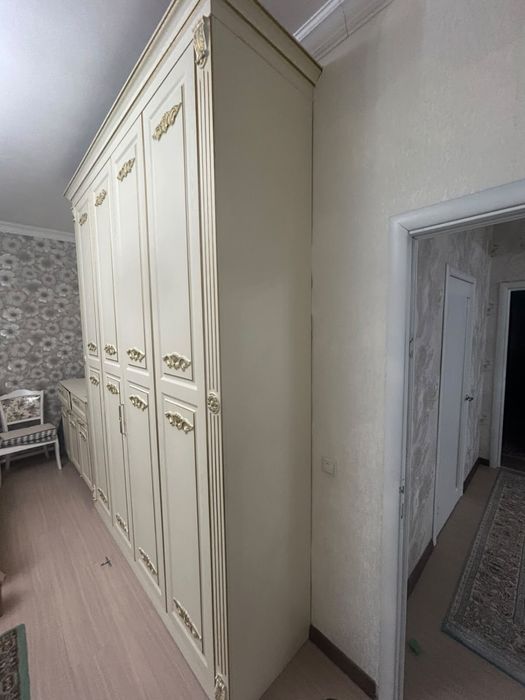 Продается шкаф в отличном состоянии