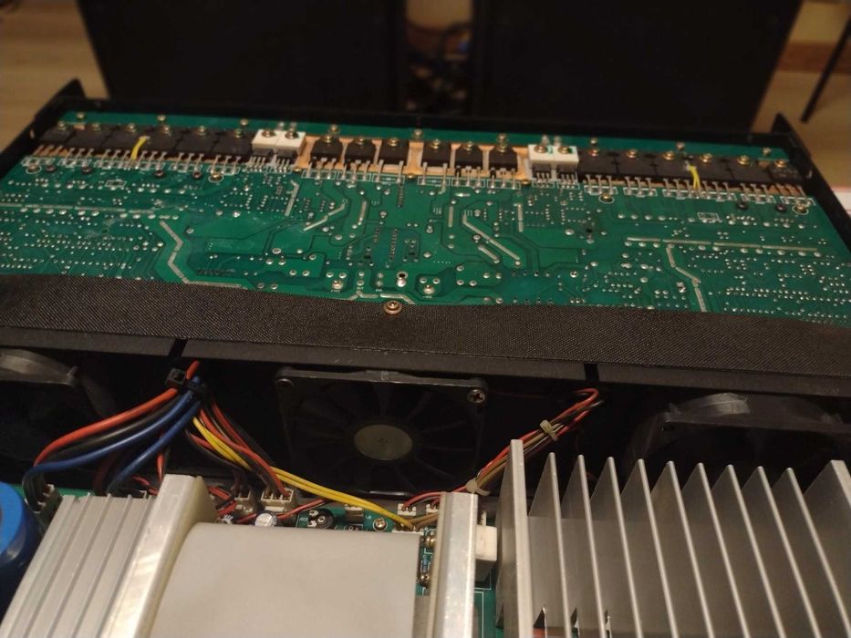 Awaline ipf6800 ( labgruppen,)2x4800w