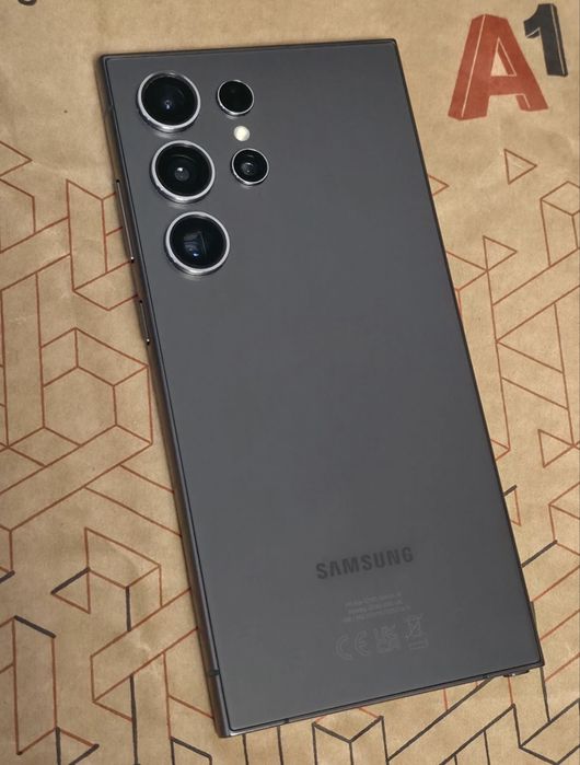КАТО НОВ 512GB Samsung S24 Ultra Гаранция от A1 до 2026г. Black