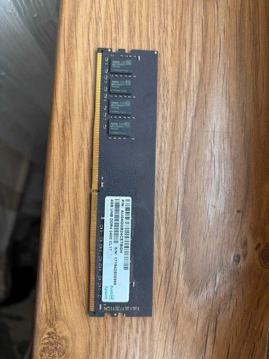 Оперативная память для компьютера Apacer DDR4 4 Гб 2400