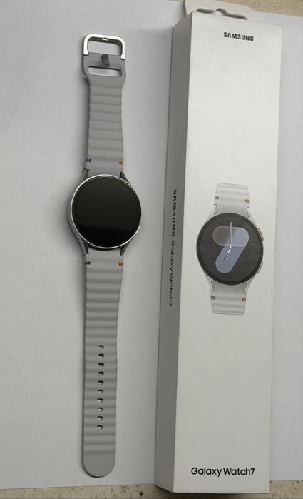 Samsung Galaxy Watch7, 44mm, LTE, Silver in garantie pana in  apr2027