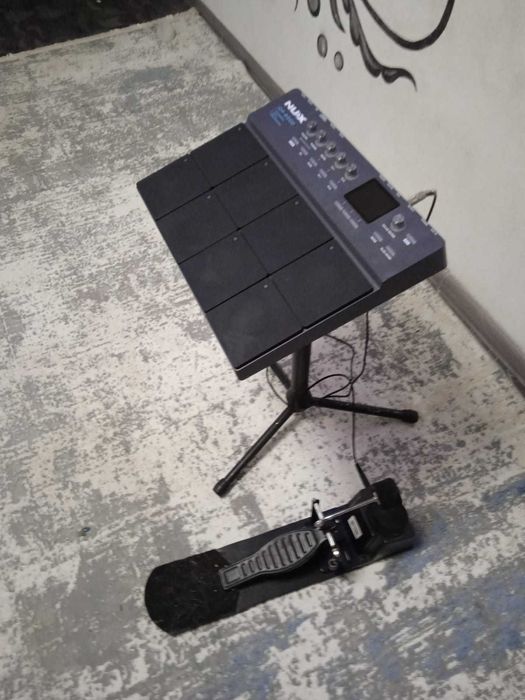 NUX DP-2000 гитарный процессор + педаль + стойка