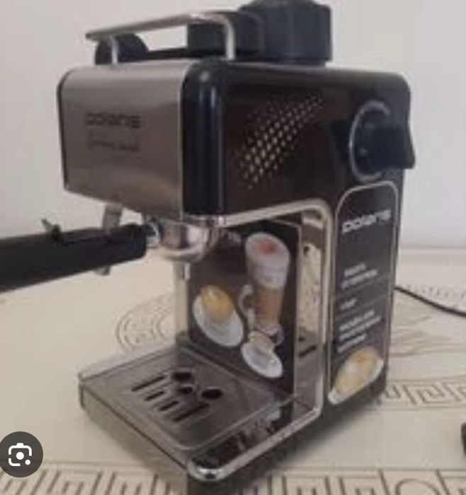 Продам кофеварку Polaris