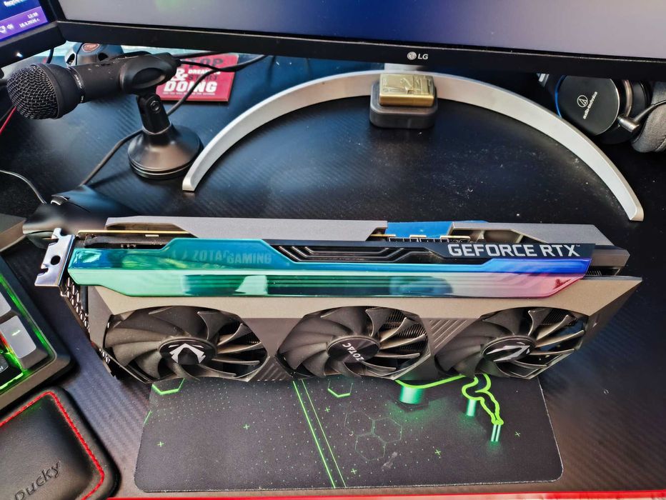 ZOTAC RTX 3080 AMP HOLO – Холографската Кралица