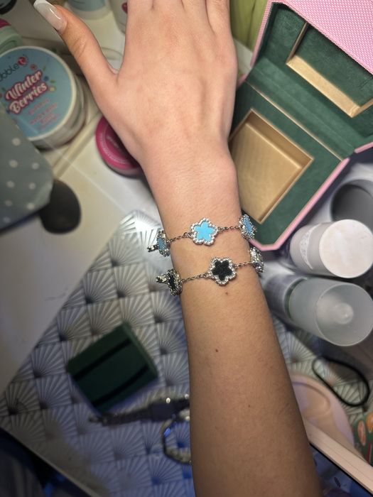 Гривни Van Cleef