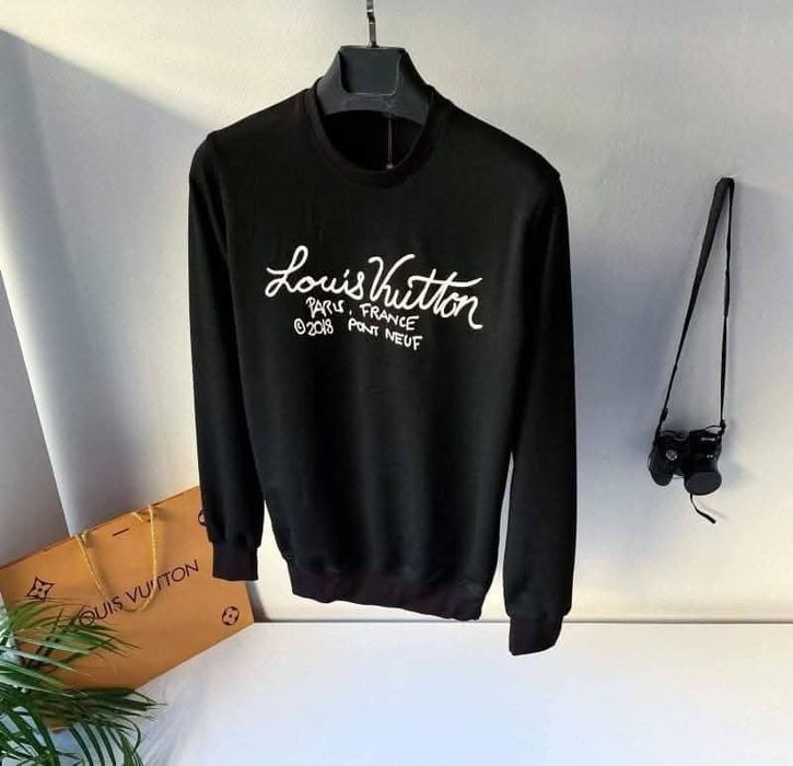 Мъжки блузи различни модели