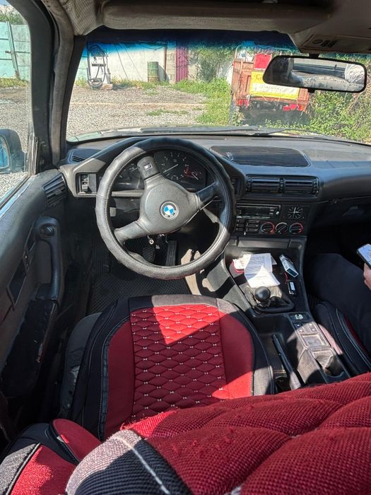 Продам бмв Е34 520
