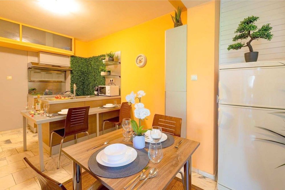 Дава се под наем Двустаен апартамент в София, Зона Б-18 - 80 кв.м за 750 € - Снимка #10